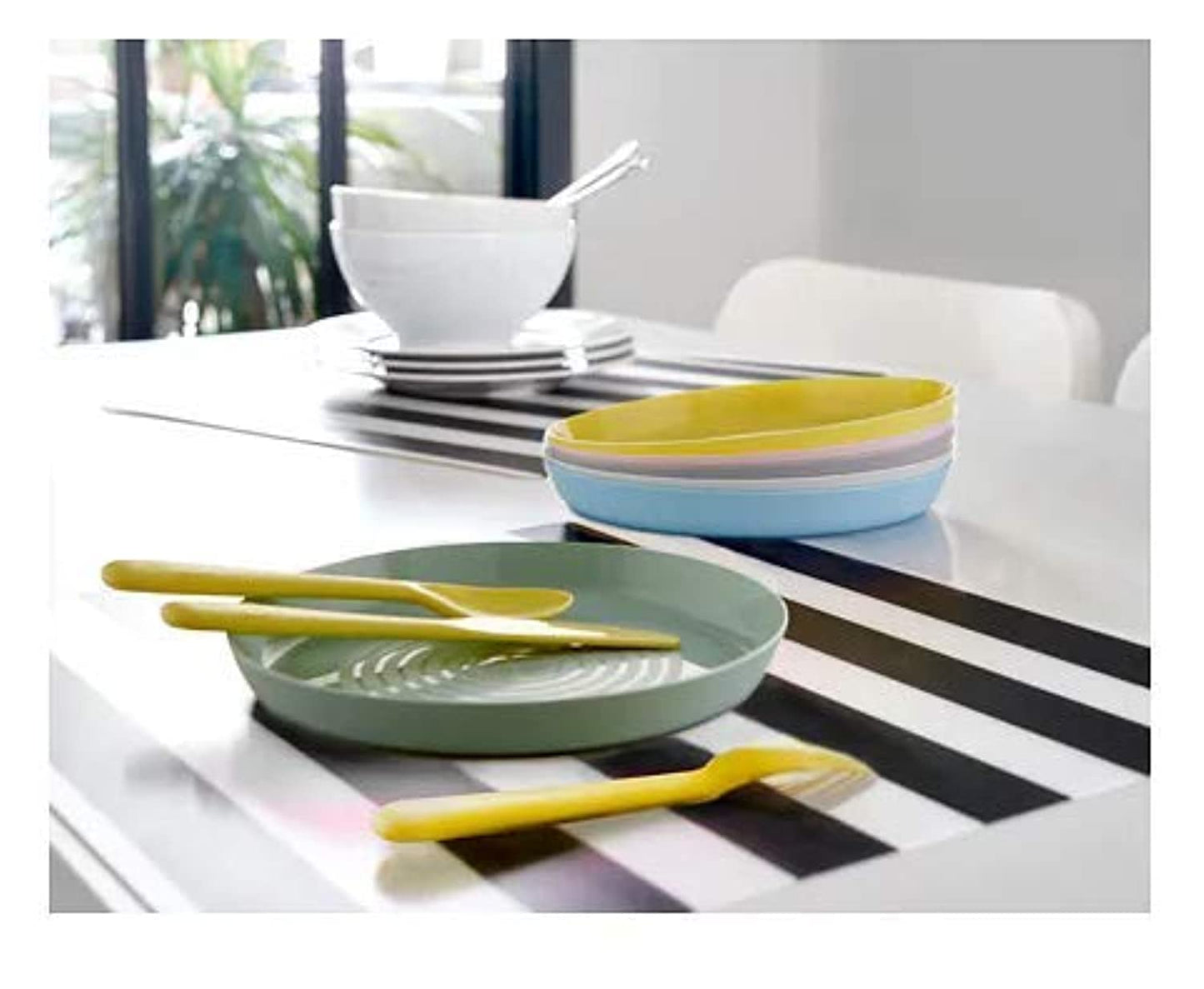 Kids Plastic Plates – 6-Pack | 1 set of 6 Colors | Stackable, BPA-Free | Microwave & Dishwasher Safe